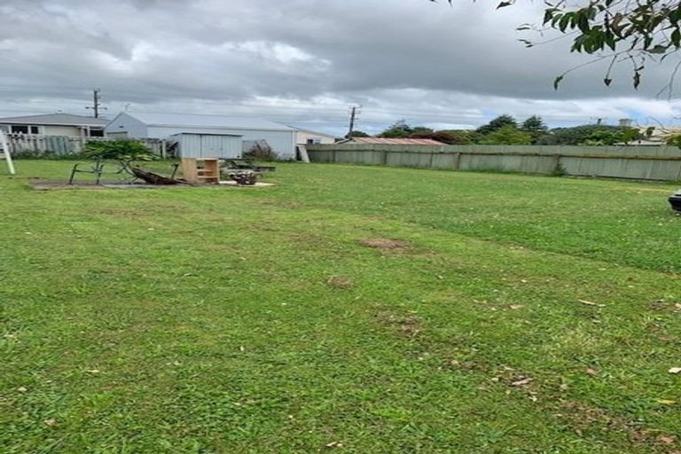 Photo of property in 58 Hokio Beach Road, Levin, 5510