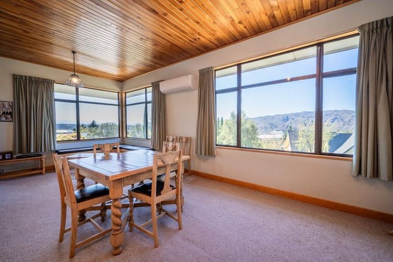 Photo of property in 6 Craig Place, Bridge Hill, Alexandra, 9320