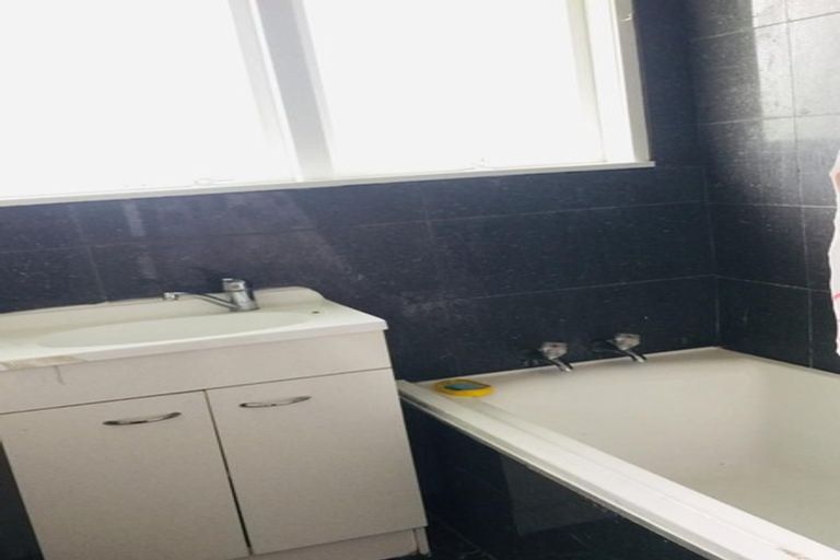 Photo of property in 2/45 Wintere Road, Papatoetoe, Auckland, 2025