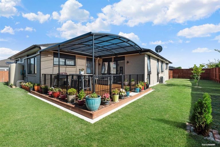 Photo of property in 58 Harbour Crest Drive, Waiuku, 2123