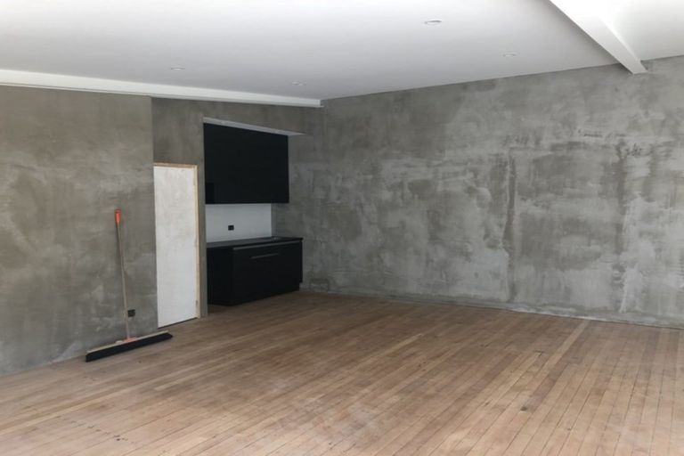 Photo of property in 48 Lake Road, Narrow Neck, Auckland, 0624