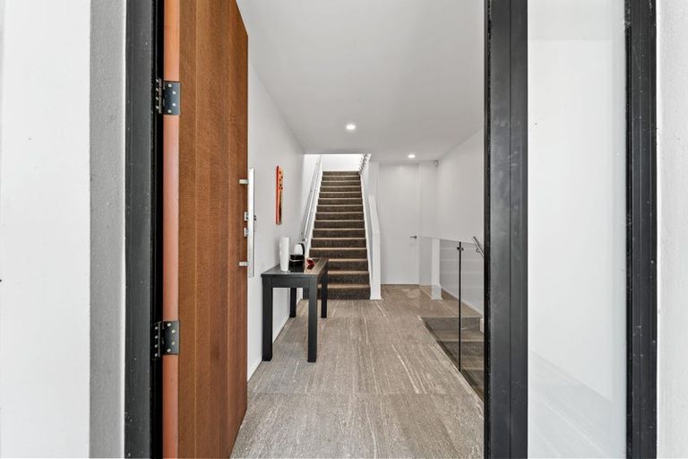 Photo of property in 11b Duncansby Road, Stanmore Bay, Whangaparaoa, 0932