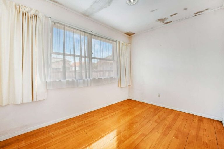 Photo of property in 27 Kairanga Street, Mangere East, Auckland, 2024