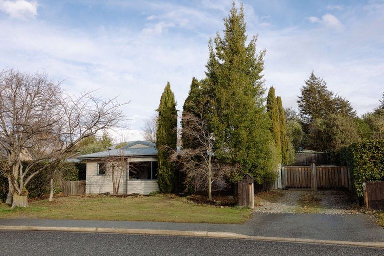 Photo of property in 28 Glengyle Way, Wanaka, 9305
