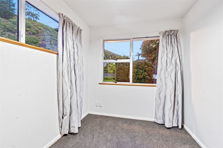 Photo of property in 2/63 Colenso Street, Sumner, Christchurch, 8081