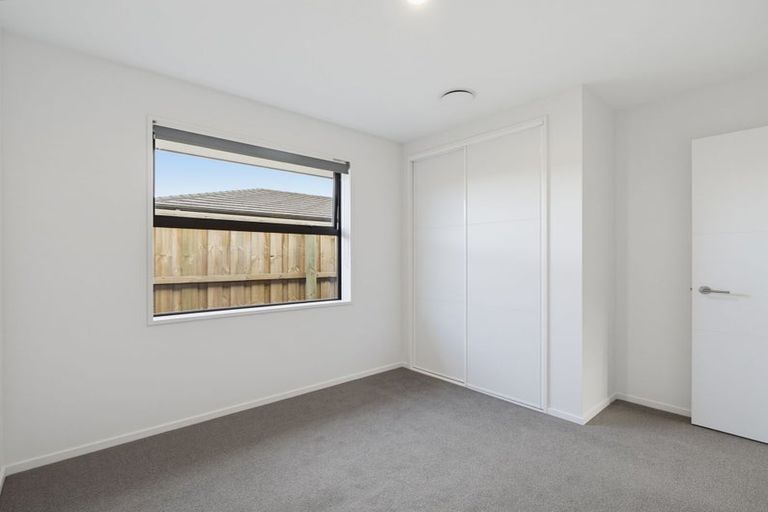 Photo of property in 38 Crossley Avenue, Woodend, 7610