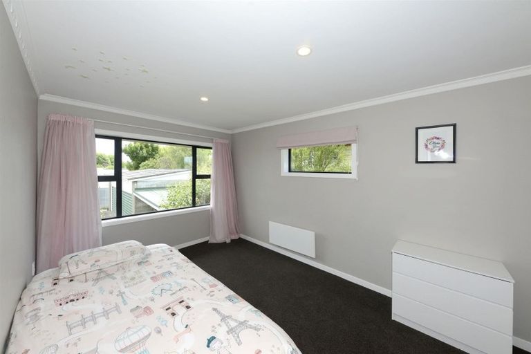 Photo of property in 198 Grimseys Road, Redwood, Christchurch, 8051