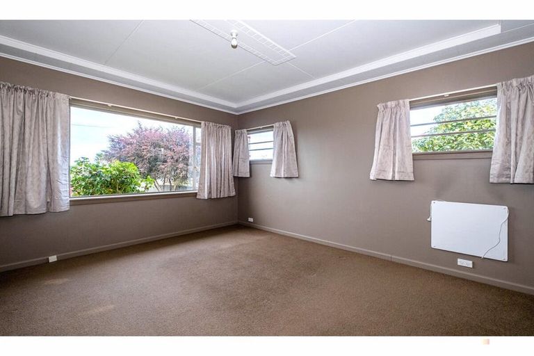 Photo of property in 6 Michael Street, Waimate, 7924