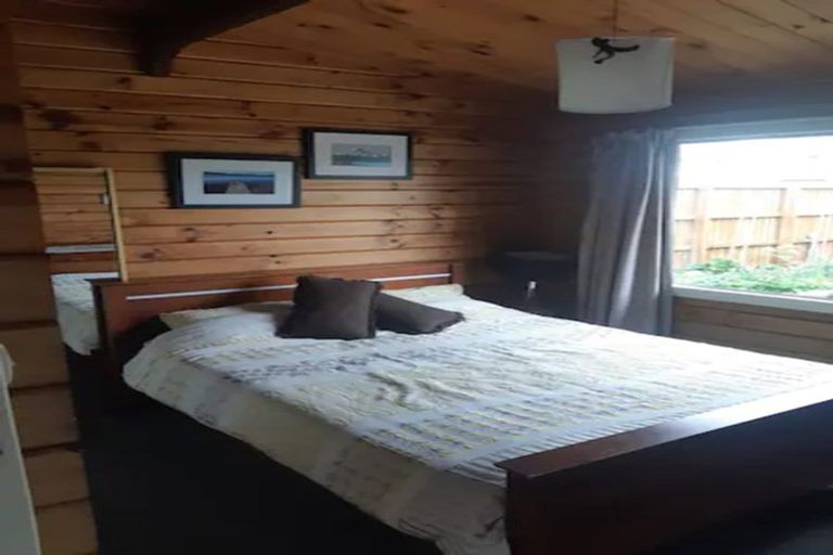 Photo of property in 17 Howe Street, New Brighton, Christchurch, 8083