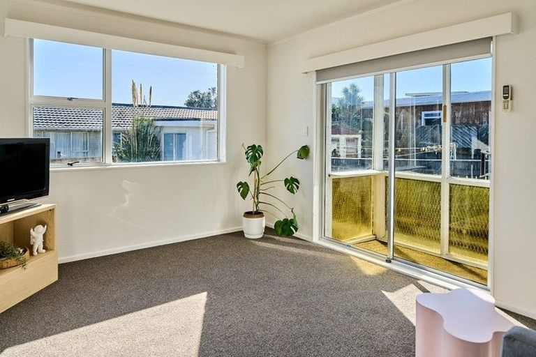 Photo of property in 8a Tireti Road, Titahi Bay, Porirua, 5022