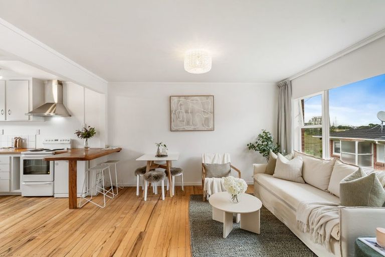 Photo of property in 4/47 Bracken Avenue, Takapuna, Auckland, 0622