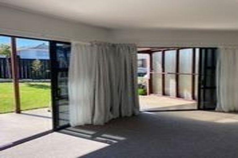 Photo of property in 41 Whitaker Street, Otumoetai, Tauranga, 3110