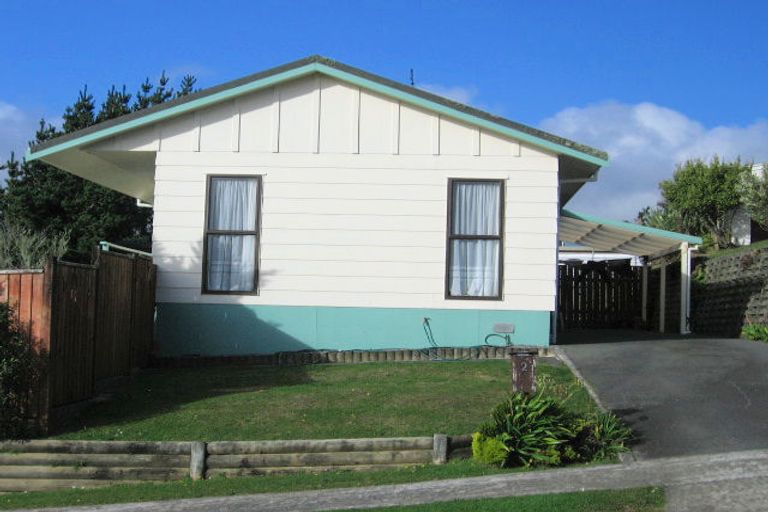 Photo of property in 2 Outram Grove, Kelson, Lower Hutt, 5010