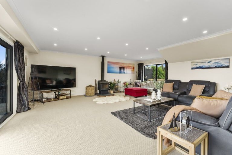 Photo of property in 22 Toru Road, Paraparaumu Beach, Paraparaumu, 5032