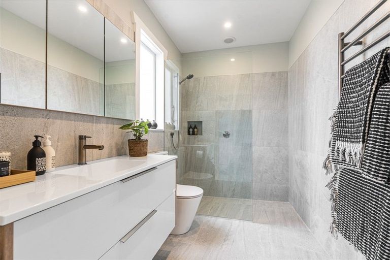 Photo of property in 3/6 Wairoa Road, Devonport, Auckland, 0624