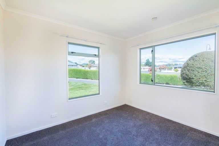 Photo of property in 11 Balmoral Drive, Hilltop, Taupo, 3330