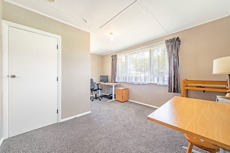 Photo of property in 4 Hikurangi Street, Trentham, Upper Hutt, 5018