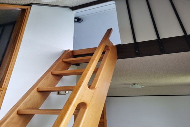 Photo of property in 5/341 College Street, West End, Palmerston North, 4410