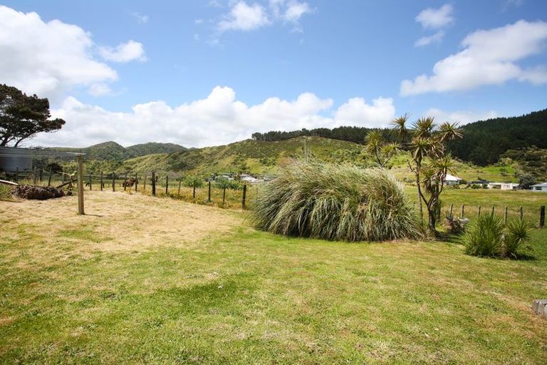 Photo of property in 22 Cordyline Road, Port Waikato, Tuakau, 2695