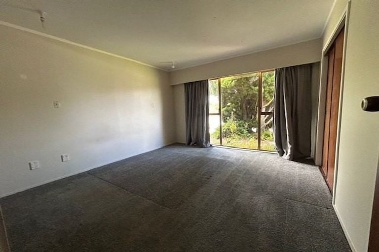 Photo of property in 1 Justamere Place, Weymouth, Auckland, 2103