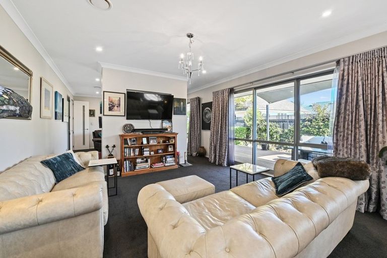 Photo of property in 18 Kenwyn Avenue, St Albans, Christchurch, 8052