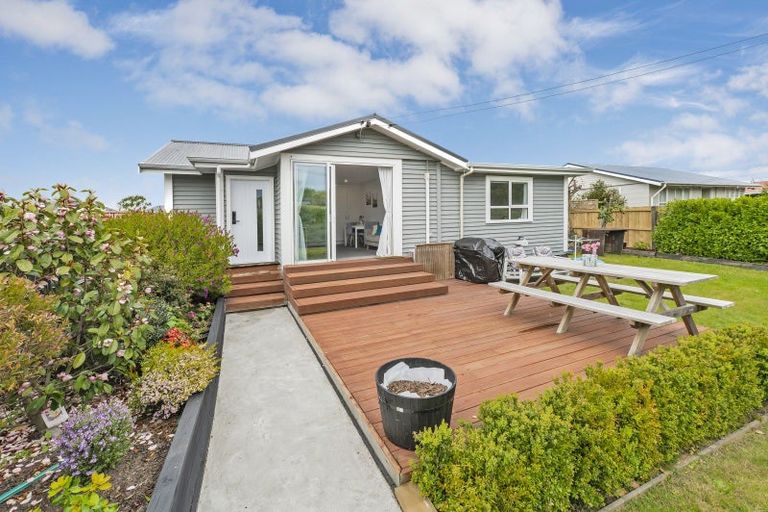 Photo of property in 48 Briggs Road, Mairehau, Christchurch, 8052