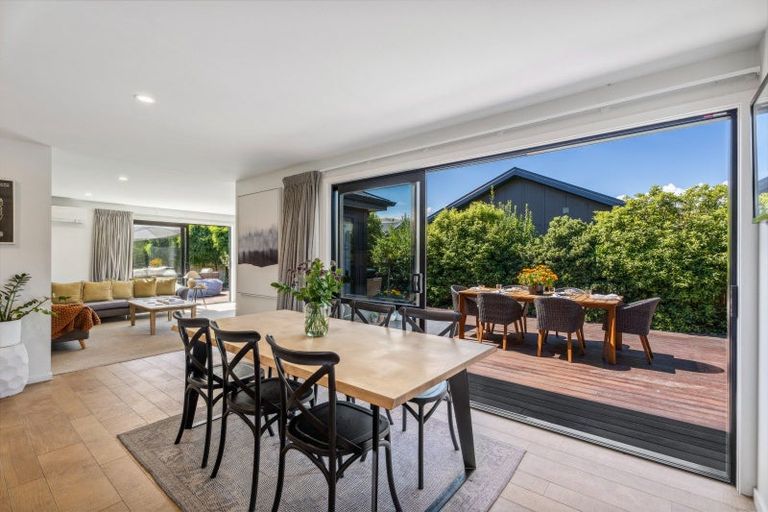 Photo of property in 10 Chadlington Way, Lower Shotover, Queenstown, 9304