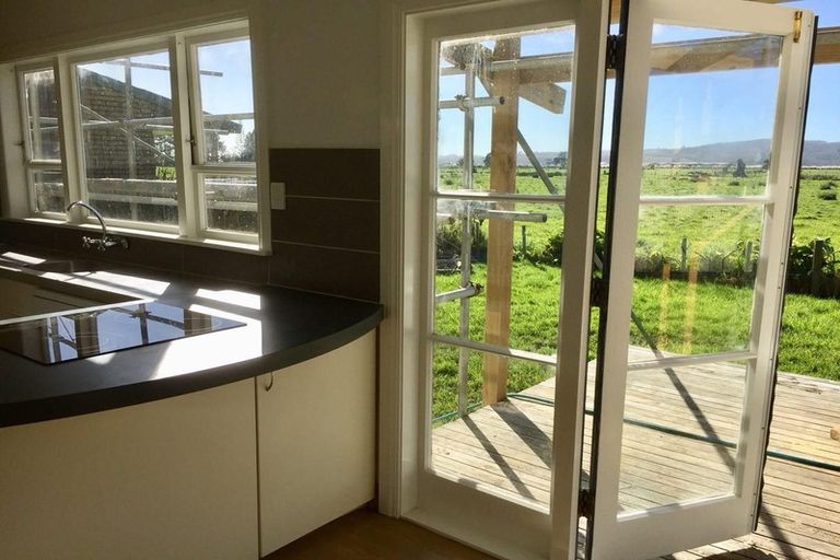 Photo of property in 212 Parkhurst Road, Parakai, 0830