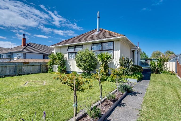 Photo of property in 52 Massey Crescent, Marewa, Napier, 4110