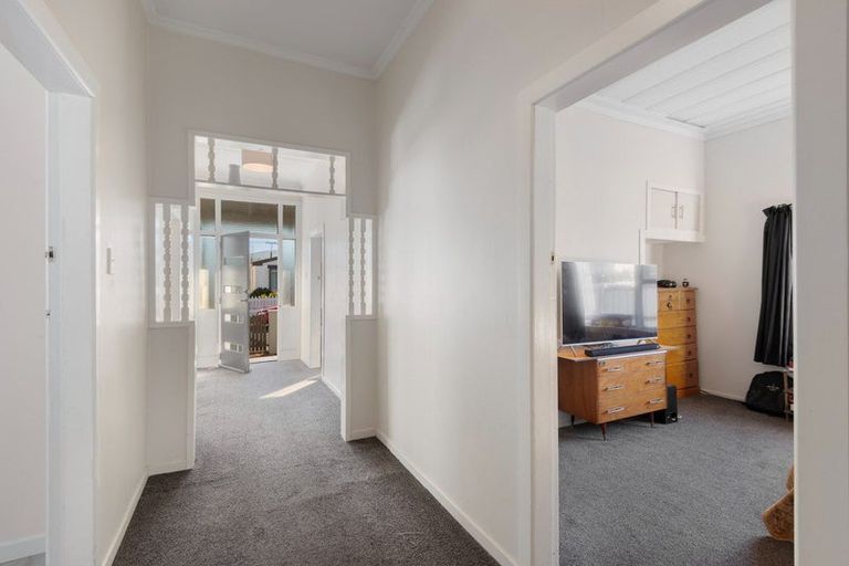 Photo of property in 101 Oxford Street, South Dunedin, Dunedin, 9012