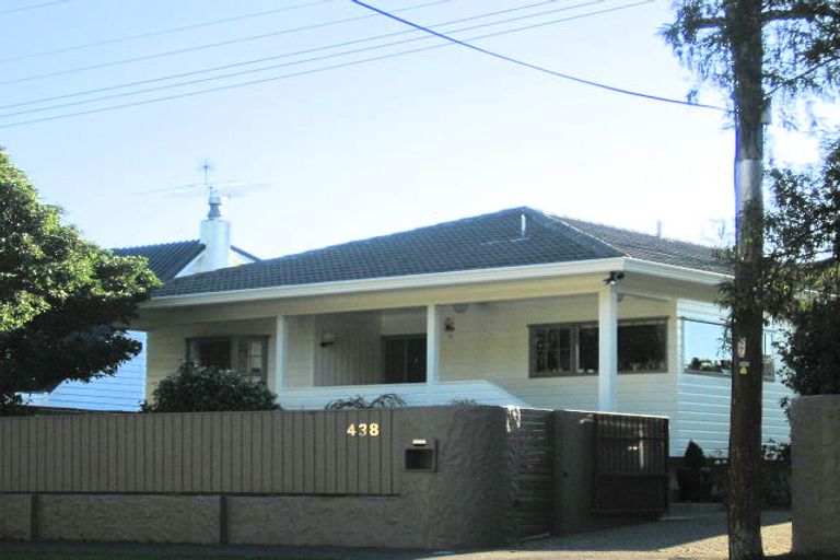 Photo of property in 438 Muritai Road, Eastbourne, Lower Hutt, 5013