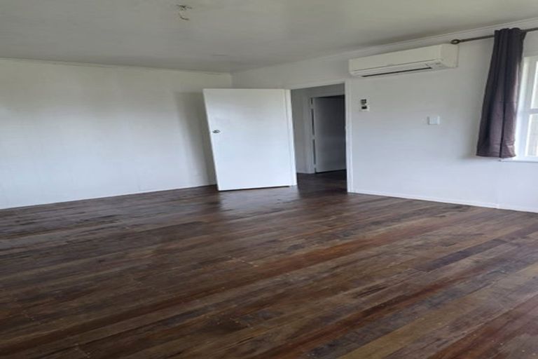 Photo of property in 114 Cargill Street, Papakura, 2110