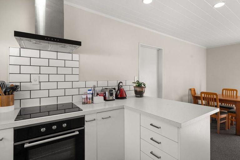 Photo of property in 1/65 Coopers Road, Gate Pa, Tauranga, 3112