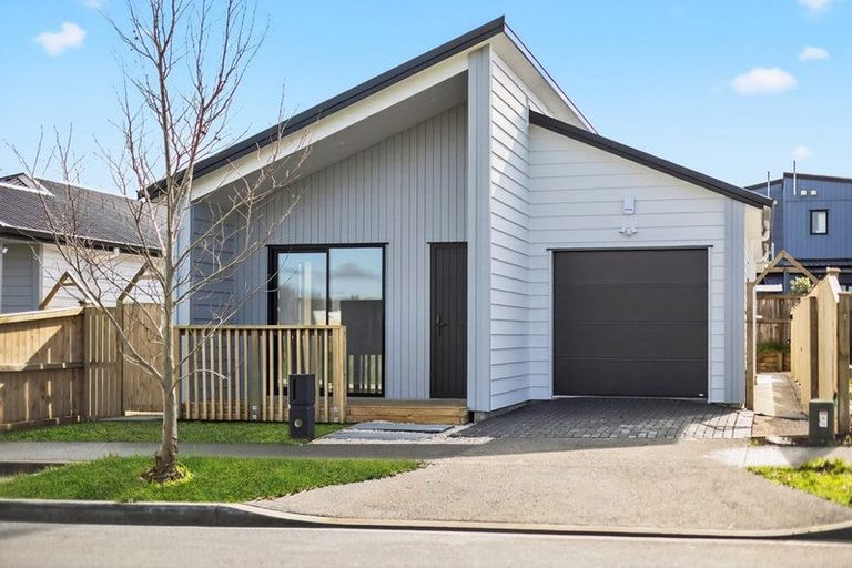 Photo of property in 13 Huringa Road, Karaka, Papakura, 2113