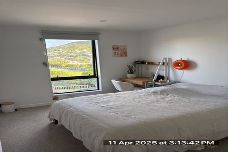 Photo of property in 2/210 Karori Road, Karori, Wellington, 6012