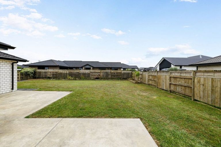 Photo of property in 67 Jarrett Terrace, Leamington, Cambridge, 3432