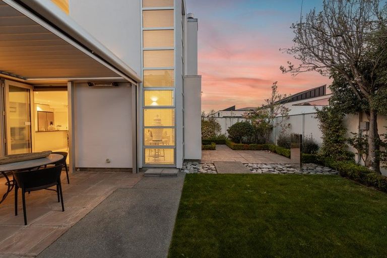 Photo of property in 3 Church Lane, Merivale, Christchurch, 8014