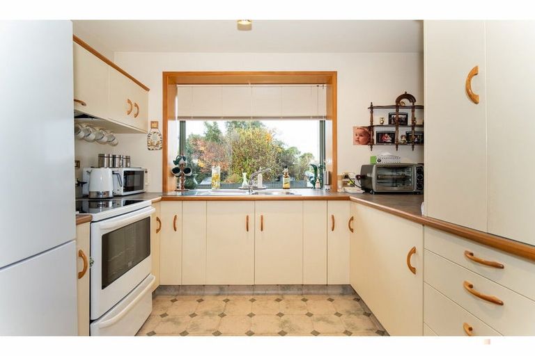 Photo of property in 3 Lewis Street, Geraldine, 7930