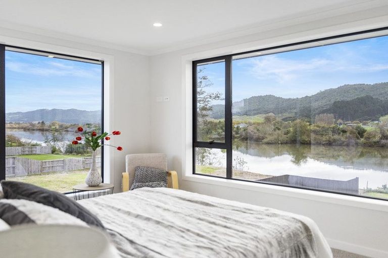 Photo of property in 92 Great South Road, Pokeno, 2402