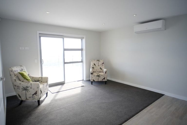 Photo of property in 29 Pacific View, Whitby, Porirua, 5024
