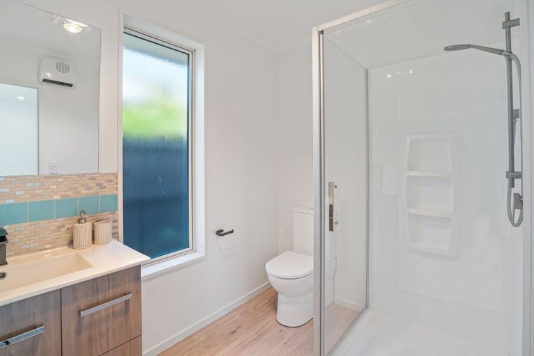 Photo of property in 8 Elmslie Grove, Halswell, Christchurch, 8025