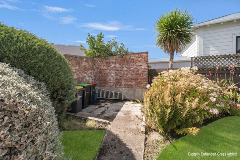 Photo of property in 60 Victoria Road, Saint Kilda, Dunedin, 9012