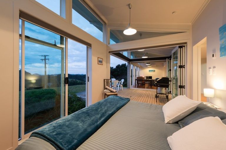 Photo of property in 190 Paroa Bay Road, Russell, 0272