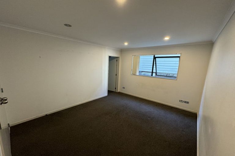 Photo of property in 19 Farnol Street, Hillsborough, Auckland, 1042