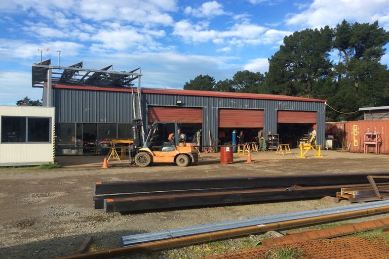 Photo of property in 37 Jessons Road, Harewood, Christchurch, 8051