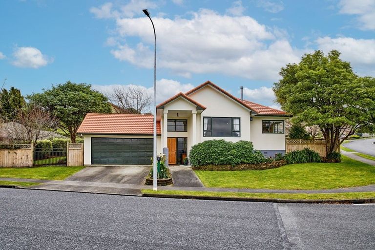 Photo of property in 2 Birkinshaw Grove, Riverstone Terraces, Upper Hutt, 5018