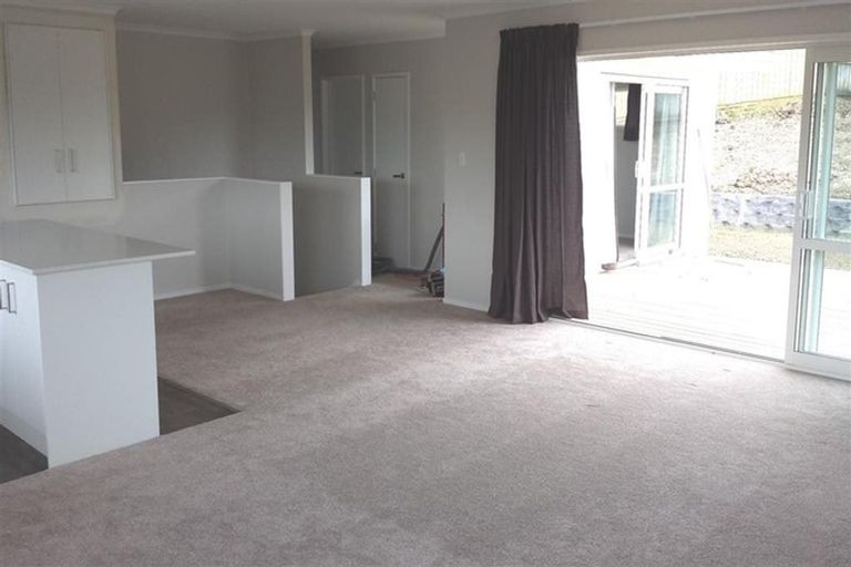 Photo of property in 28 Te Kauri Place, Helensville, 0800