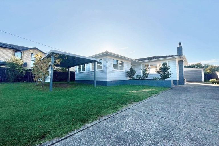 Photo of property in 372 Main Road, Huapai, Kumeu, 0810