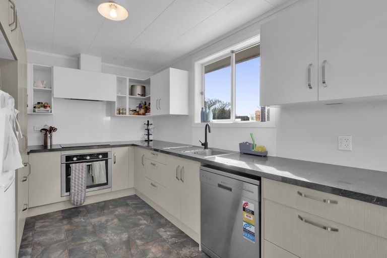 Photo of property in 1/45 Ross Crescent, Fairfield, Hamilton, 3214