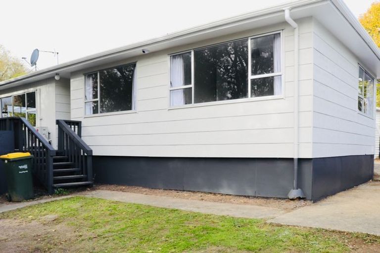 Photo of property in 14 Chantal Place, Red Hill, Papakura, 2110